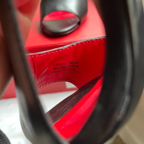 Like New! Charles Jourdan Penrose Heel - Picture 14 of 15